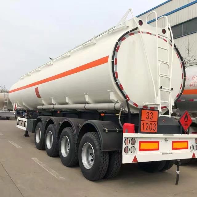 Crude Oil Tanker Semi Trailer For Heavy Engineering Projects